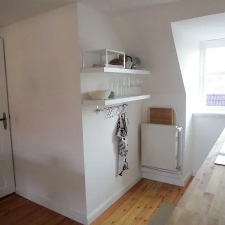Hebbel Apartment *