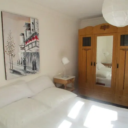 Hebbel Apartment