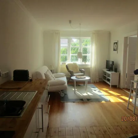 Hebbel Apartment *